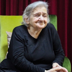 Oya Kayacık
