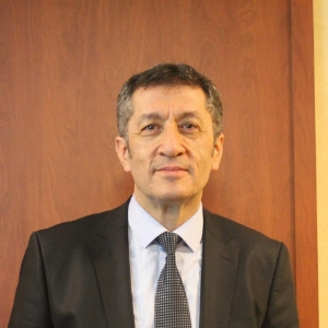 Prof. Dr. Ziya Selçuk