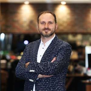 Dr. Mehmet Dinç